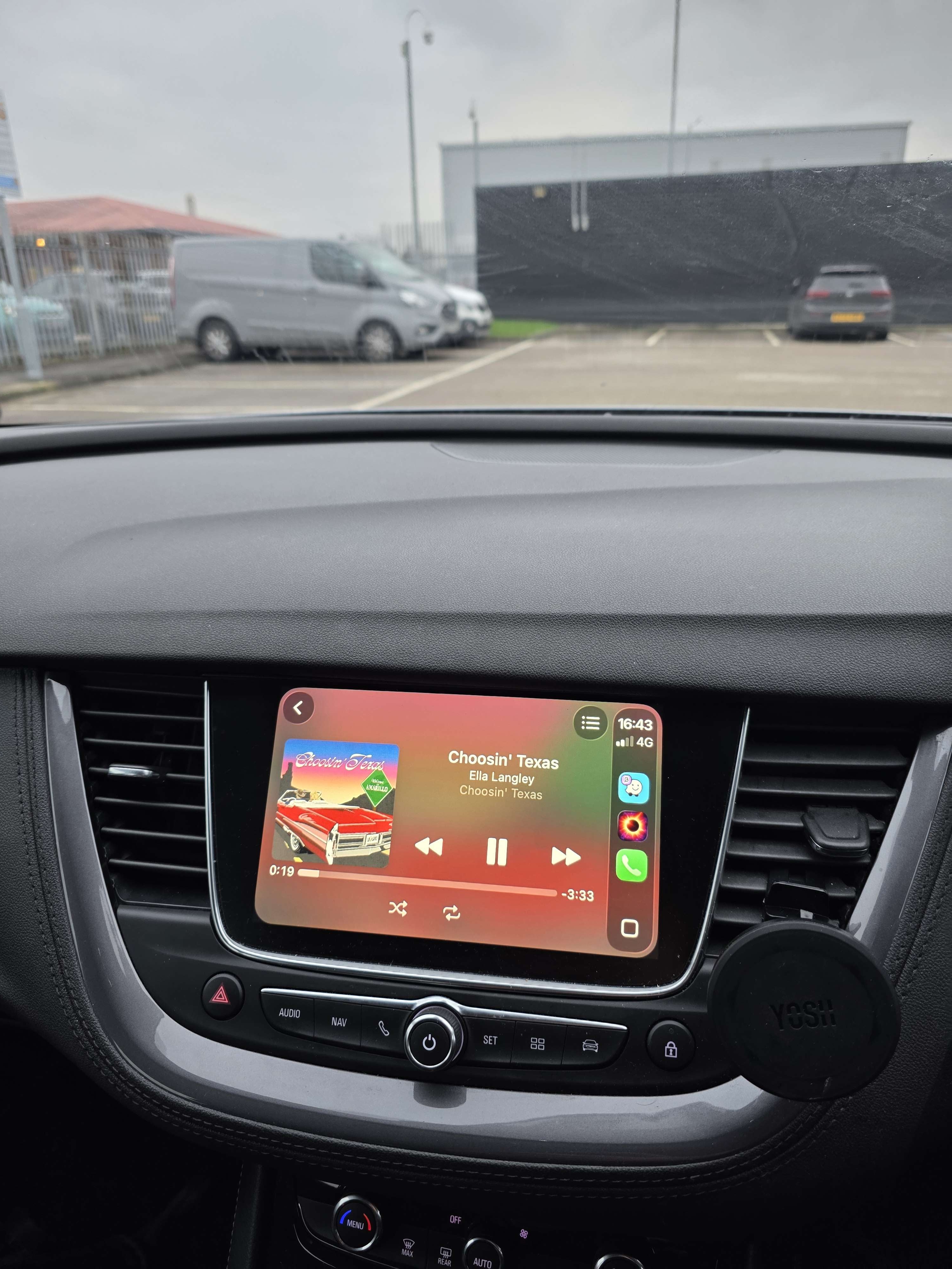 CarPlay Showcase